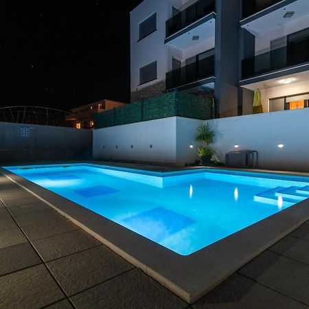 טרוגיר Apartman Lorena מראה חיצוני תמונה